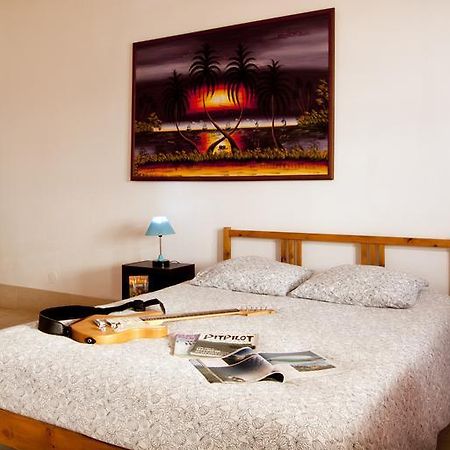 Hotel Alentejo Pig Dog Surf Camp à Palhota Extérieur photo