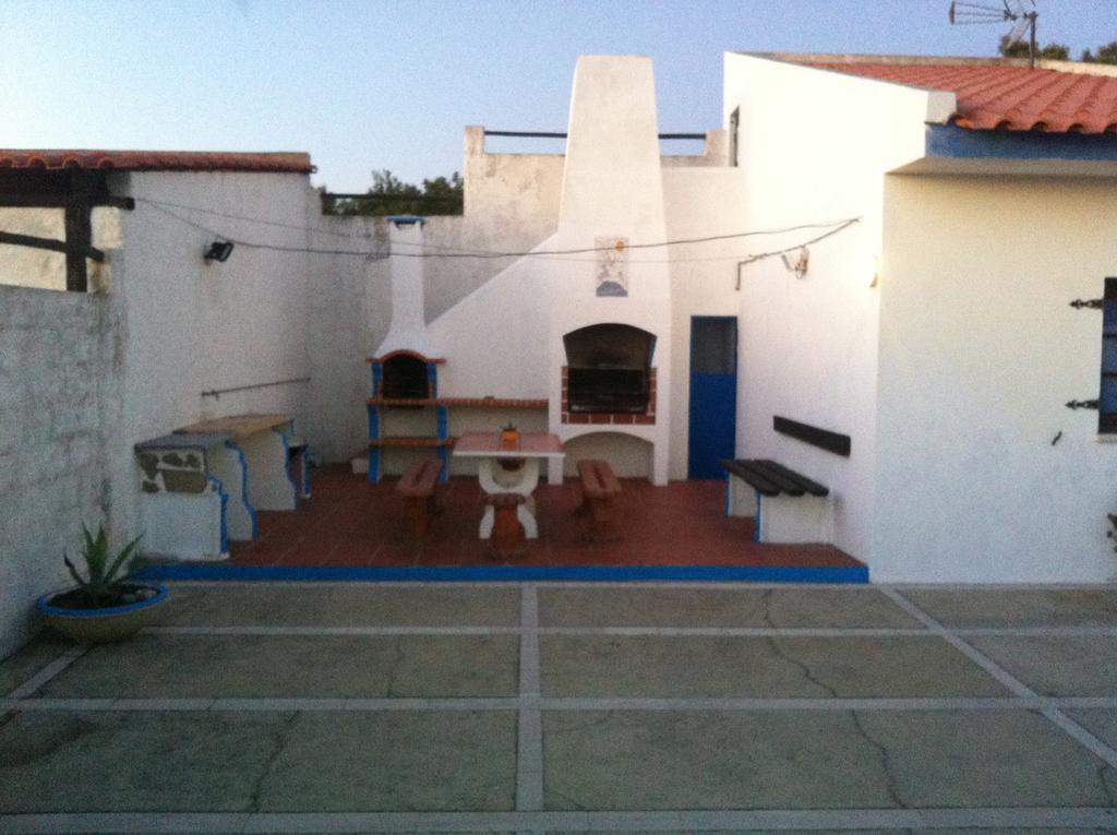 Hotel Alentejo Pig Dog Surf Camp à Palhota Extérieur photo